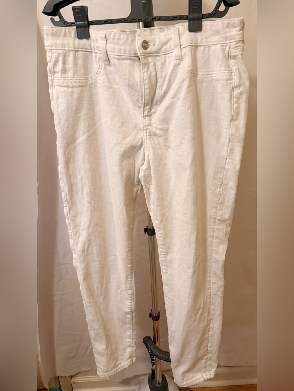 American Eagle Classic White Next Level Stretch Straight Leg Jeans SZ 12S